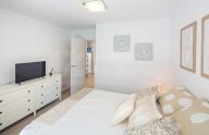 Renovated ground floor apartment by the sea in the center of Marbella