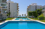 Renovated ground floor apartment by the sea in the center of Marbella