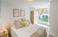 Renovated ground floor apartment by the sea in the center of Marbella