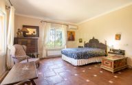 Magnífica finca con dos parcelas colindantes situada en frente de Puerto Banus, Marbella