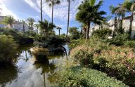 Spacious and renovated apartment with sea views next to Puerto Banús