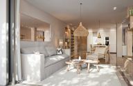 Spacious and renovated apartment with sea views next to Puerto Banús