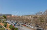 Two-bedroom apartment near La Cañada, Marbella
