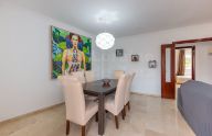 Two-bedroom apartment near La Cañada, Marbella