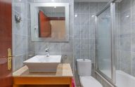 Two-bedroom apartment near La Cañada, Marbella