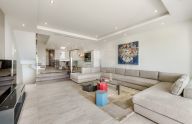 Modern, four-story townhouse with elevator on Marbella's Golden Mile