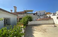 Adosada familiar con acceso por 2 calles en el corazón del Casco Antiguo de Marbella