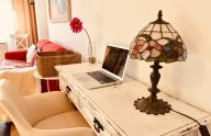 Luminoso apartamento de un dormitorio en primera línea de playa de Marbella