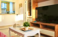 Luminoso apartamento de un dormitorio en primera línea de playa de Marbella