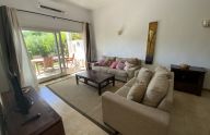 Spacious two-bedroom ground-floor apartment in Nueva Atalaya, Estepona