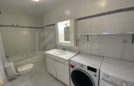 Spacious two-bedroom ground-floor apartment in Nueva Atalaya, Estepona
