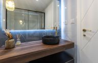 Apartamento totalmente reformado en última planta en el centro de Marbella