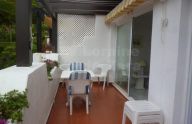Sunny, fully renovated one-bedroom apartment in Sierra Blanca, Marbella
