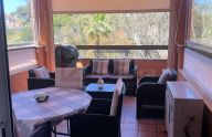 Apartamento reformado de 2 dormitorios con garaje y trastero en Marbella este