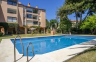Espacioso apartamento de 3 dormitorios situado en El Rodeito, Marbella