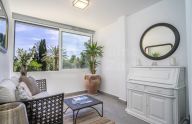 Espacioso apartamento de 3 dormitorios situado en El Rodeito, Marbella