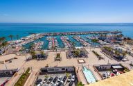 Bright, beachfront studio on Marbella's Paseo Marítimo.