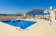 Bright, beachfront studio on Marbella's Paseo Marítimo.