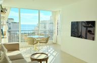 Completely renovated 2-bedroom apartment near the sea in Marbella