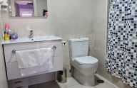 Spacious three-bedroom apartment located in the Albatros development in Nueva Andalucía, Marbella