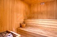 Moderno apartamento dúplex en planta baja en Sierra Blanca. Marbella