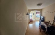 Building with three apartments and three commercial premises in Marbella's old town.