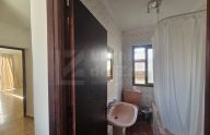 Building with three apartments and three commercial premises in Marbella's old town.