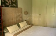 Moderno y luminoso piso de 2 dormitorios en Sierra Blanca, Marbella