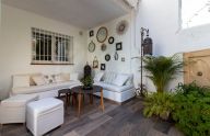 Moderno apartamento reformado de 3 dormitorios con parking en Nueva Andalucía, Marbella