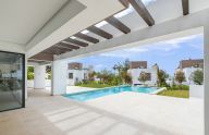 Villa moderna de 4 dormitorios en Marbella centro