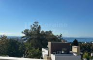 Modern 4-bedroom villa in central Marbella