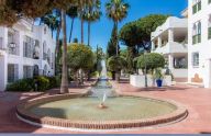Moderno ático de 3 dormitorios con garaje y trastero cerca del mar en Estepona