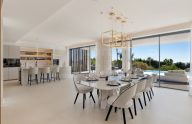 Villa completamente reformada en Sierra Blanca, Marbella