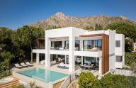 Villa completamente reformada en Sierra Blanca, Marbella