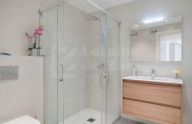 Céntrico apartamento completamente reformado con garaje en Marbella