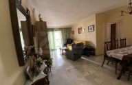 Spacious three-bedroom apartment located in Miraflores, Marbella