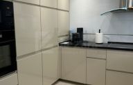 Amplia casa adosada de 3 dormitorios en Nagueles, Marbella