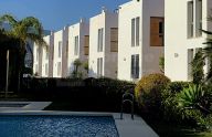 Wonderful 3-story townhouse with spectacular sea views in Benahavís.