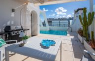 Elegant Beachside Penthouse, Fully Renovated, in the Heart of Marbella second line beach