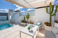 Elegant Beachside Penthouse, Fully Renovated, in the Heart of Marbella second line beach