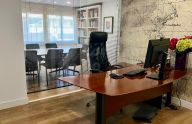 Amplia oficina totalmente reformada en el centro de Marbella