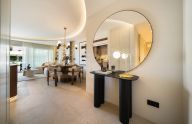 Exceptional Fully Refurbished 3-Bedroom Apartment on Marbella Golden Mile with Panoramic Sea Views