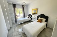 Fantastic renovated 2-bedroom apartment in Nueva Andalucía, Marbella