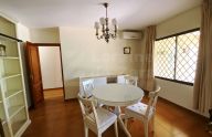 Large 6-bedroom villa near the center of Marbella