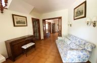 Large 6-bedroom villa near the center of Marbella