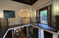 Excepcional villa de estilo andaluz con 4 dormitorios en El PAraiso, Estepona