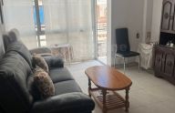 Práctico piso de tres dormitorios para reformar en Miraflores, Marbella