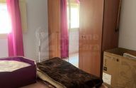 Práctico piso de tres dormitorios para reformar en Miraflores, Marbella