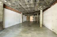Spacious unfinished commercial premises in the center of Marbella