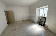 Two-story house for renovation in Marbella's old town
